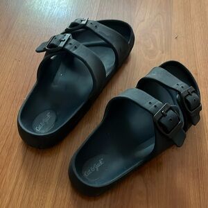 Kids' Noa Slip-On
Footbed Sandals - Cat & Jack™ Navy 4